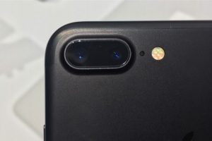 iphone-7-plus-dual-lens-primary-camera